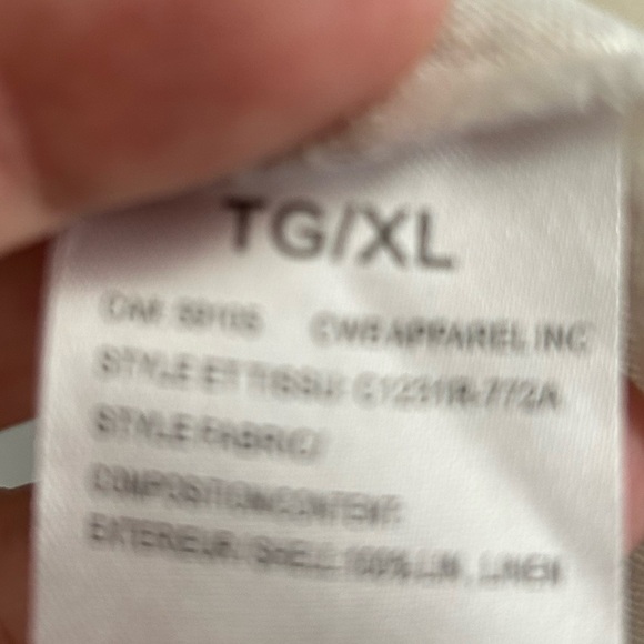 Classic White tee shirt by Charlie B -size XL- VNeck- short sleeve new/ like ne - Picture 2 of 7